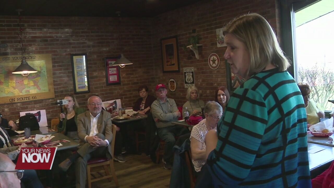 Democratic gubernatorial candidate visits Lima to connect with voters before primary